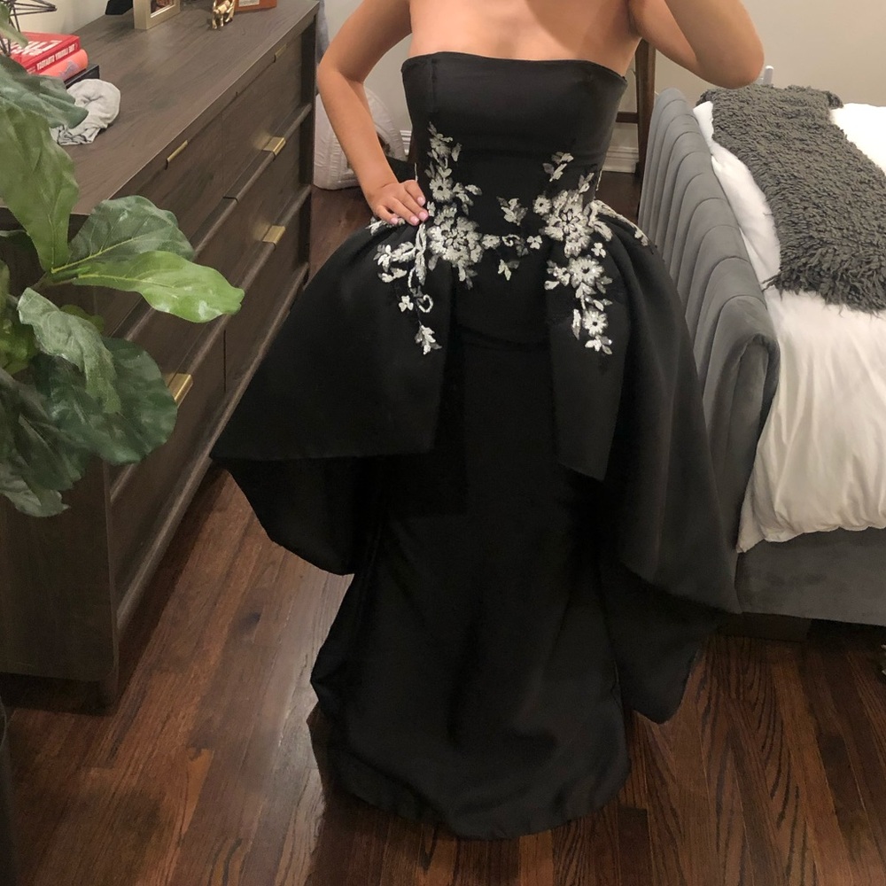 Sherri Hill Strapless dress size 0
